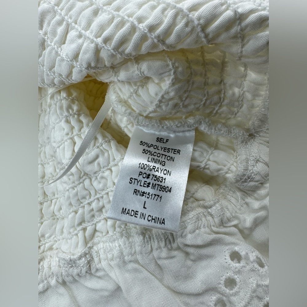 Le Lis Collection Eyelet Ruffle Stretch Smocked Tube Top Womens Size Large - Picture 4 of 7